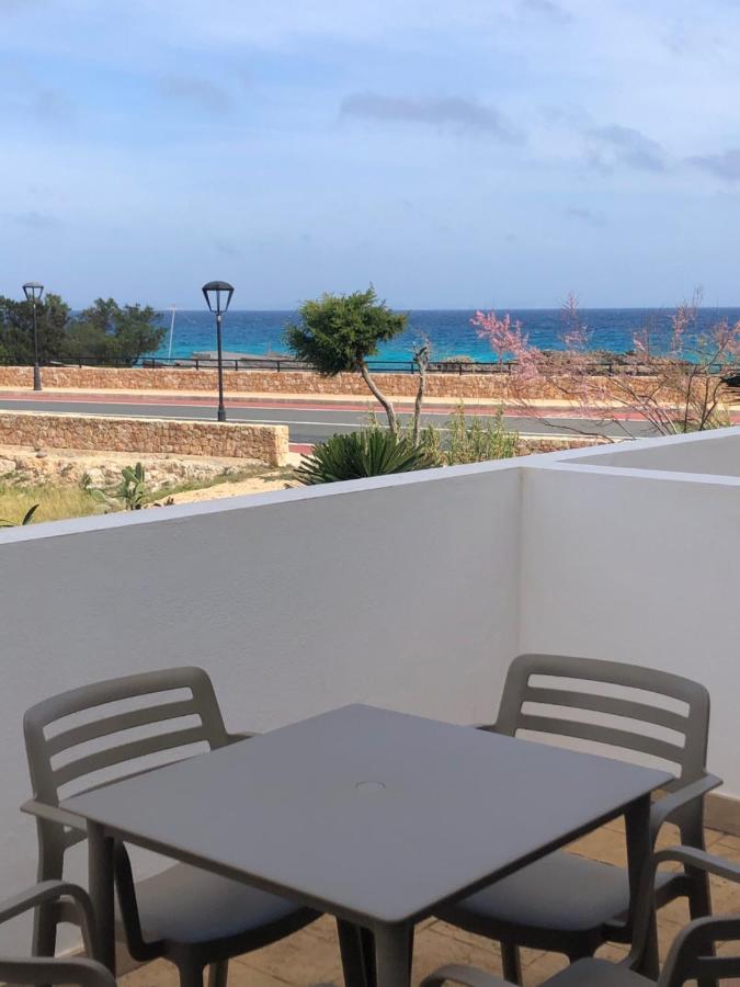 Apartamento Es Calo Buitenkant foto
